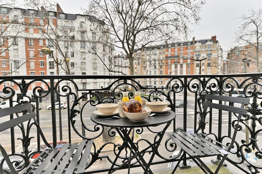 Appartement Proche Parc Monceau - III Παρίσι Εξωτερικό φωτογραφία